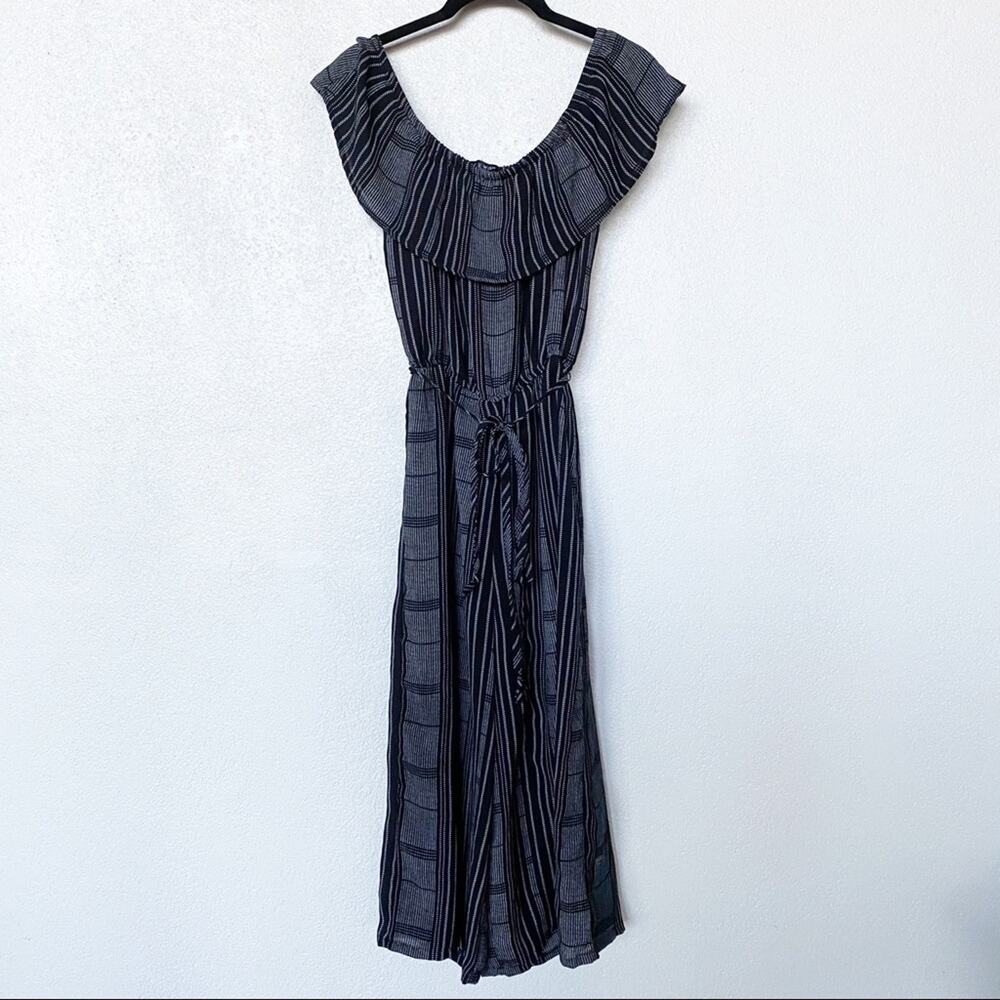 As U Wish Off the Shoulder Cropped Jumpsuit Size Medium